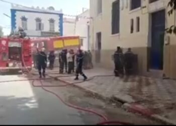 حريق بالبريد المركزي لمعسكر