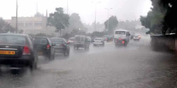 أمطار في 14 ولاية