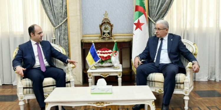 بوغالي يستقبل السفير الأوكراني بالجزائر