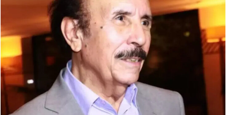أول معرض للفنان.. العام المقبل
