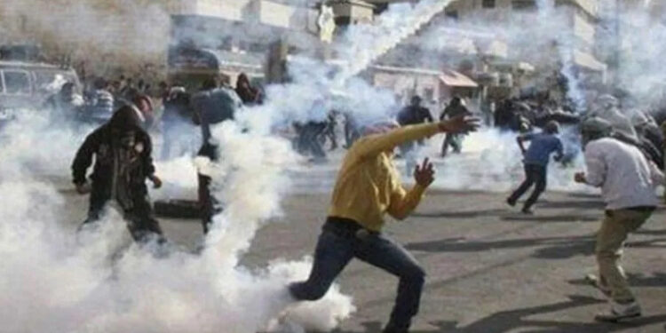 اعتقال 21 فلسطينيا في الضفة الغربية