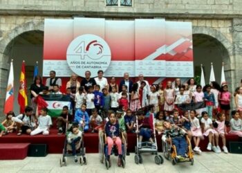 برلمان كانتابريا الإسباني يستقبل أطفالا صحراويين