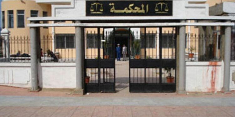 نداء للجمهور بخصوص متهم بانتحال صفة موظف