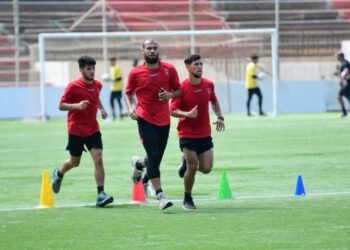 صور.. اتحاد الجزائر يواصل تحضيراته بملعب عمر حمادي