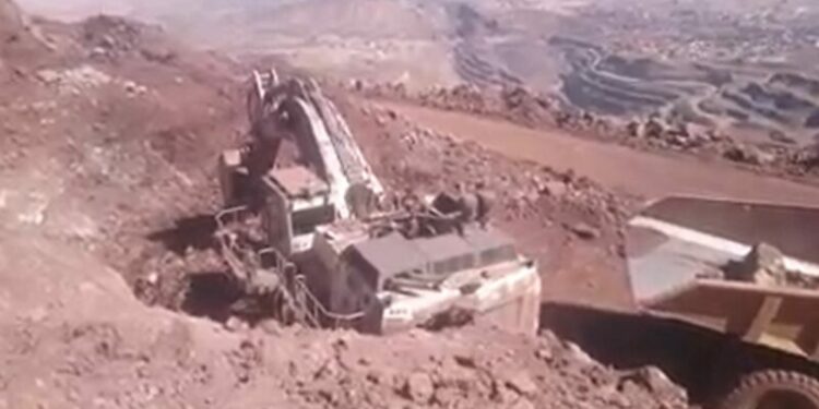 مذكرة تفاهم بين “منال” وشركة تركية لتطوير مناجم بوخضرة وونزة