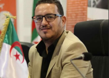 خبير يشجع الجزائريين على العمل بوظيفة ثانية
