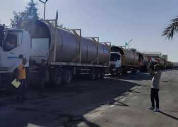 تصدير شحنة من الأنابيب الزجاجية الجزائرية إلى السنغال