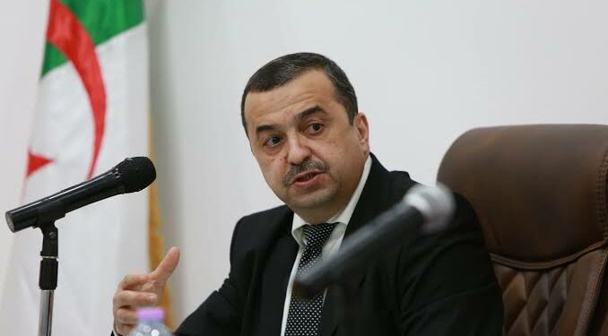 الجزائر مستعدة لاتخاذ إجراءات للحفاظ على توازن سوق النفط