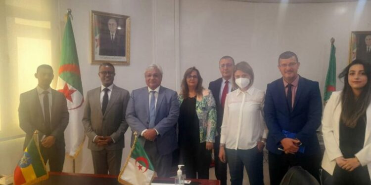 تعاون جزائري اثيوبي في الصناعة الصيدلانية