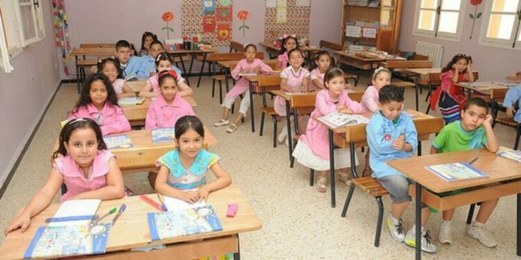 تفاصيل جديدة بشأن تدريس الانجليزية في الابتدائي