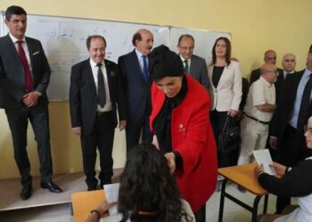 افتتاح الثانوية الوطنية للفنون علي معاشي بالعاصمة