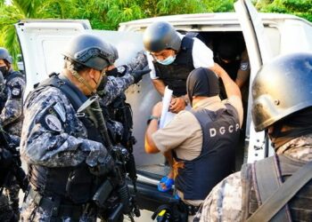 اعتقال 50 ألف شخص في عملية مكافحة عصابات في السلفادور