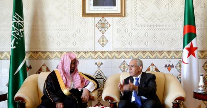 نحو تعزيز التعاون القانوني والقضائي بين الجزائر والسعودية