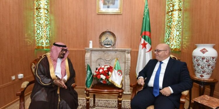 ربيقة يستقبل سفير السعودية