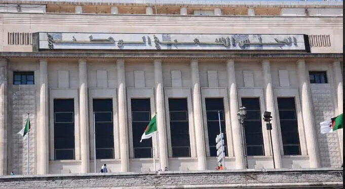 300 طلب تدخل لمناقشة بيان السياسة العامة للحكومة