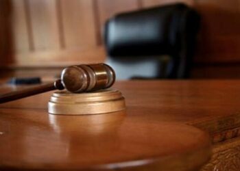 10 سنوات حبسا نافذا لمضاربين في مادتي الزيت والسكر
