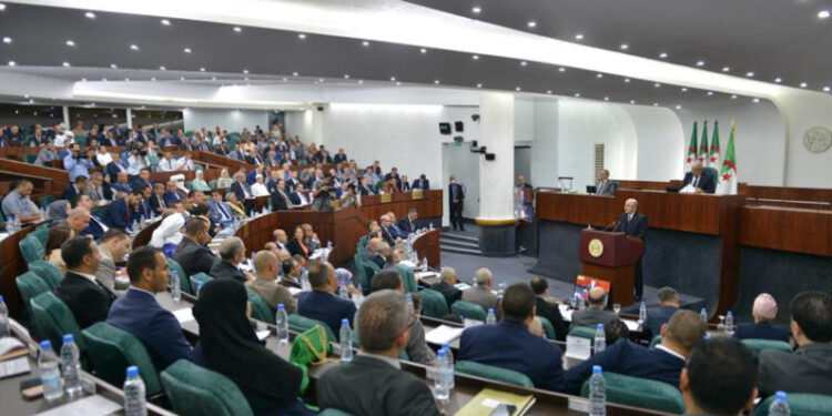 مناقشة بيان السياسة العامة للحكومة