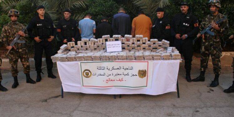 احباط محاولات إدخال كميات ضخمة من المخدرات من المغرب