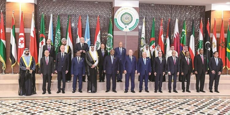 اهتمام عربي وعالمي بقمة الجزائر