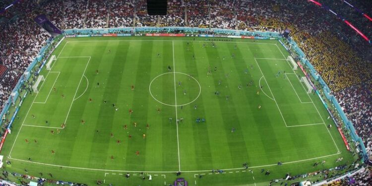 الإكوادور تفوز على قطر في افتتاح مونديال 2022