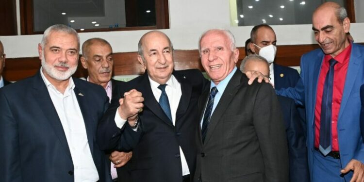 المهرجان التضامني مع الشعب الفلسطيني.. إجماع على التمسك بـ”إعلان الجزائر”