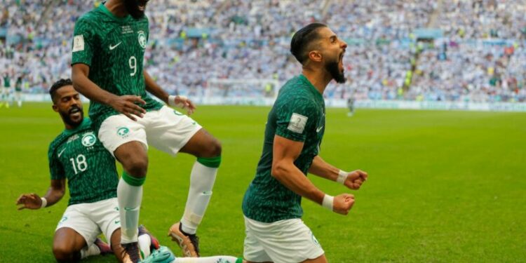 السعوديون في اجازة غدا..
