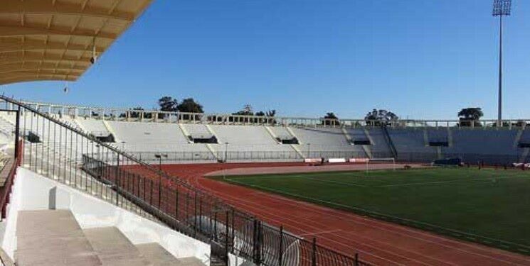 تقدم أشغال تجديد العشب الطبيعي لملعب “كاسطور”