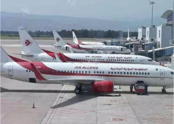 فتح الأظرفة الخاصة بعملية اقتناء 15 طائرة
