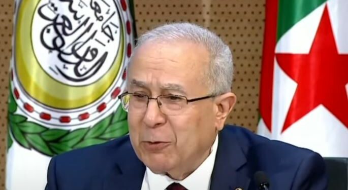 لعمامرة: الأساس للدول العربية هو العمل على تطبيق قرارات القمة