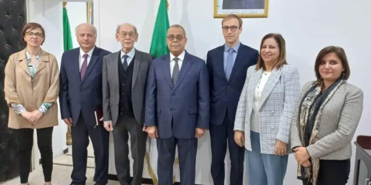 بحث مشاريع الشراكة الثنائية بين الجزائر وروسيا