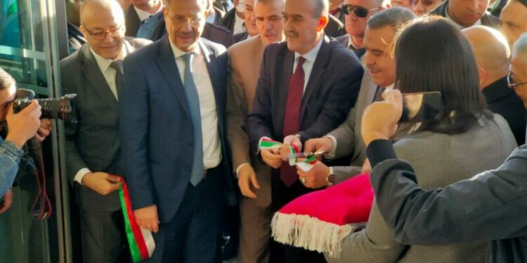 بلجود يدعو إلى الاستثمار في الولايات الداخلية