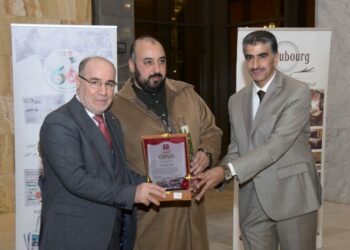 “الشعب” تكرم المجاهد العلامة الشيخ الطاهر علجت