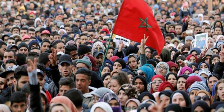 خمسة قطاعات مغربية على موعد مع احتجاجات مفتوحة
