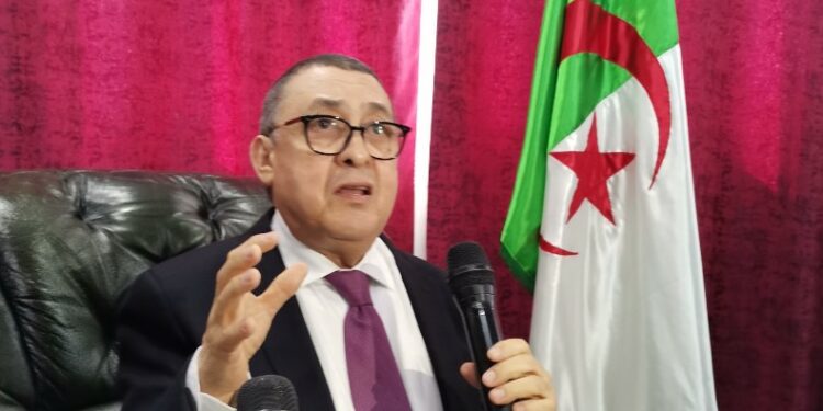 ثلاثة وزراء في المنيعة والطارف وسوق أهراس