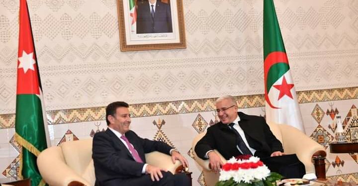 رئيس مجلس النواب للمملكة الأردنية يحل بالجزائر