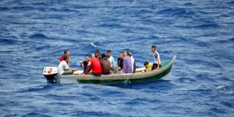 الإطاحة بشبكة لتنظيم هجرة غير شرعية بمستغانم