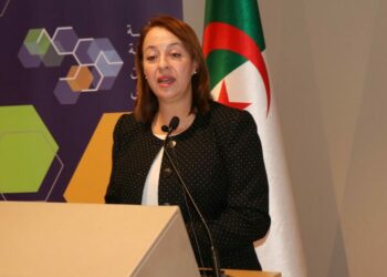 تشديد الرقابة على جامعي النفايات البلاستيكية الخطيرة