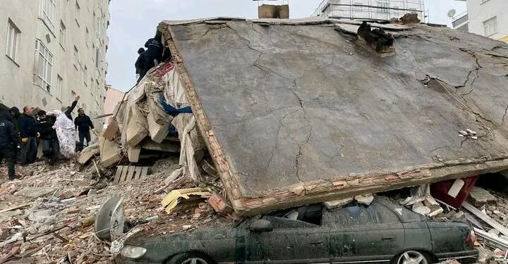 حصيلة جديدة لزلزال تركيا وسوريا وعائلات تحت الأنقاض