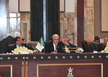 بوغالي يدعو إلى تركيز الجهود على تطلعات الشعوب العربية