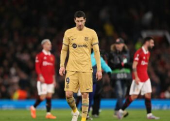 ليفاندوفسكي يغيب عن “كلاسيكو” إسبانيا