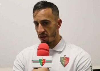 فيديو.. الحارس ليتيم يعتذر لجمهور مولودية الجزائر
