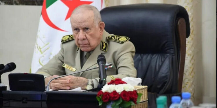 الفريق أول السعيد شنقريحة يستقبل اللواء الإماراتي مبارك الجابري