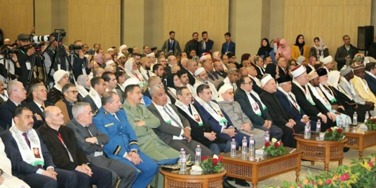 باحثون يدعون لربط السلوك الحضاري بالدين