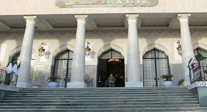 تحقيقات في أربع ولايات بشأن محاولات اختطاف تلميذات وقاصرات
