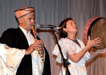 تكريم فناني الطابع الشاوي بباتنة