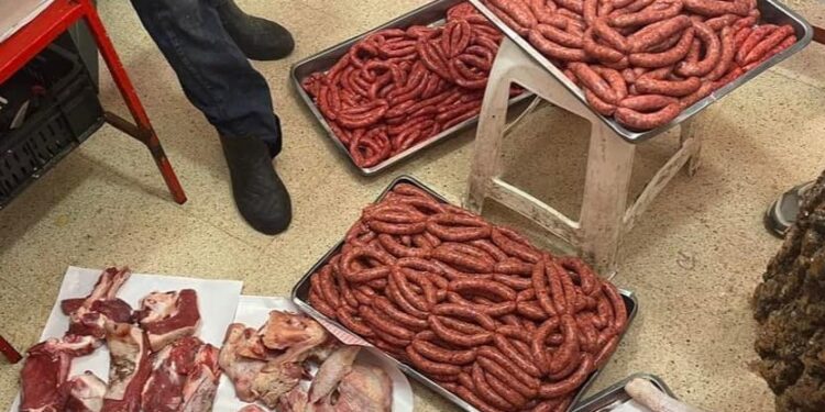 حجز مواد غذائية ولحوم فاسدة بسكيكدة