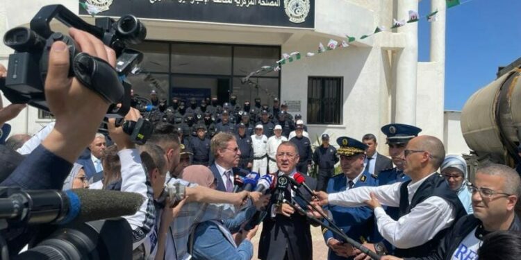 مراد: الجزائر مستهدفة في أمنها وشبابها