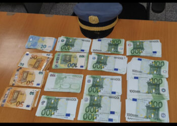 حجز أكثر من 25 ألف أورو بحوزة مسافر في مطار بجاية