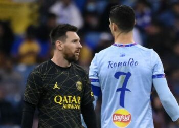 ميسي يحطم رقم تهديفي لرونالدو
