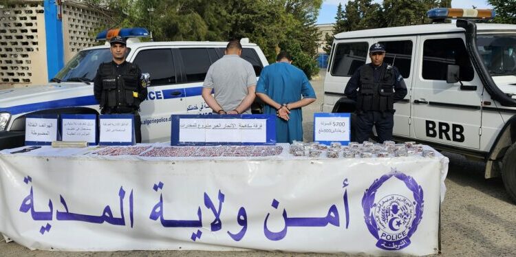 الإطاحة بشبكة تروّج المؤثرات العقلية بالمدية